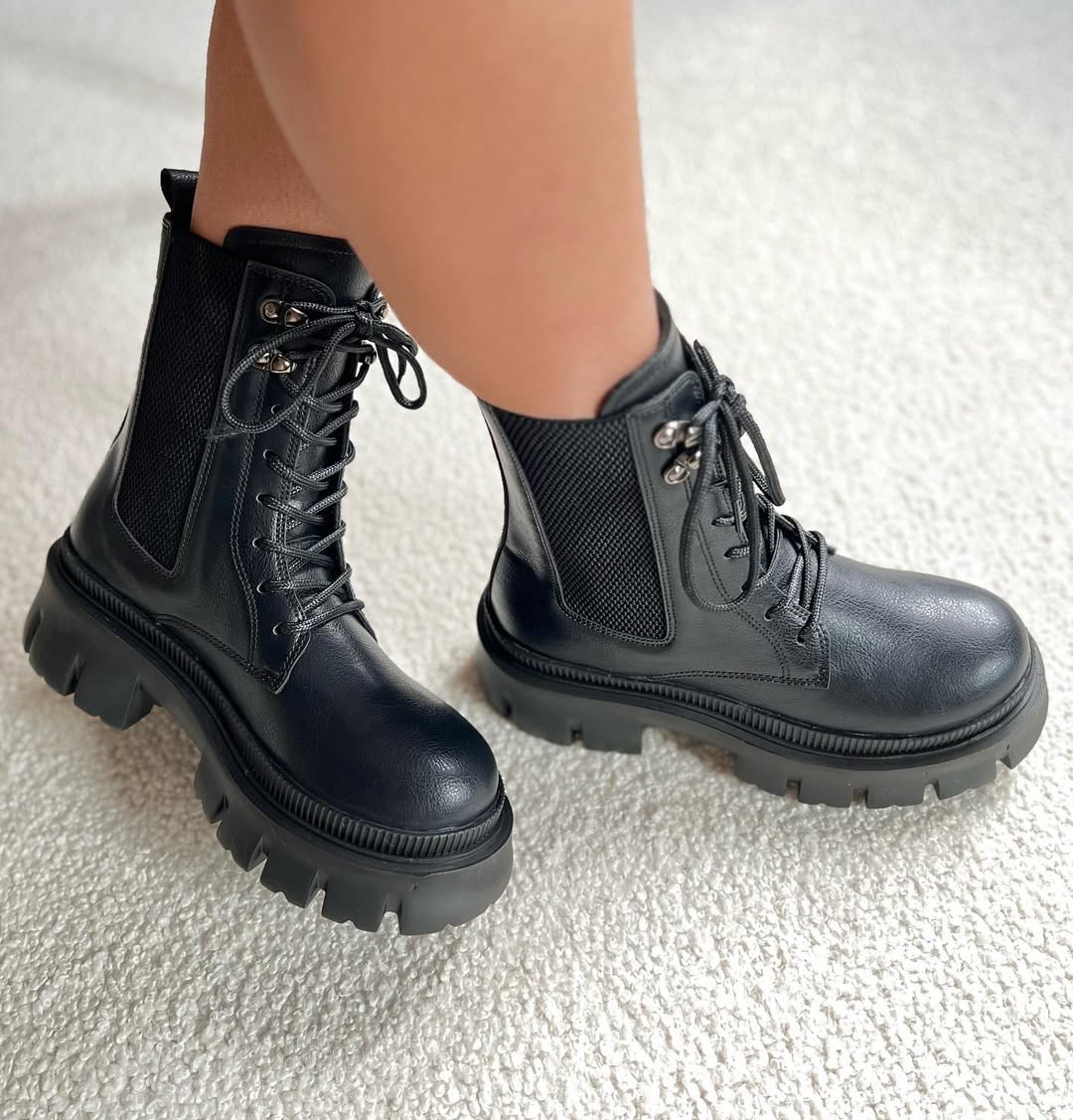 Chelsea-Style Platform Booties With Elastic Panel