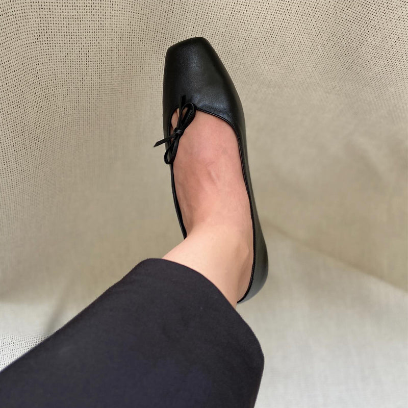 Bow Low Heeled Shoes
