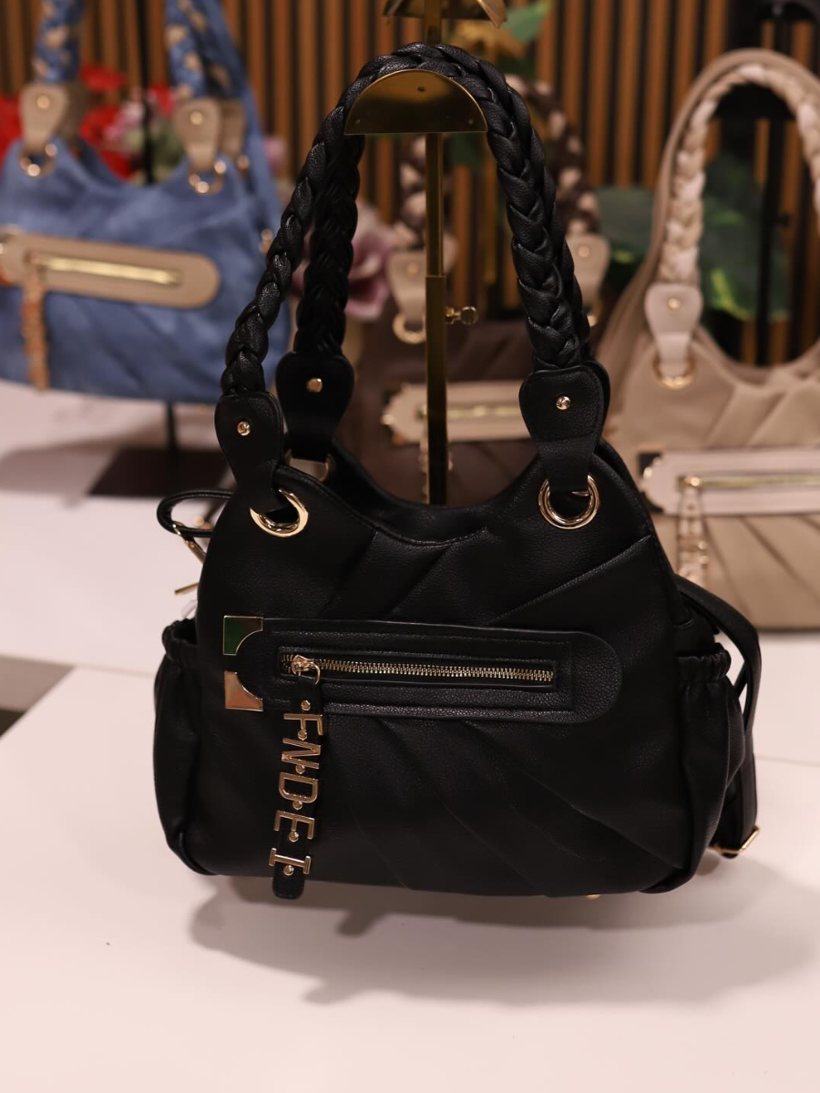 Women's Woven Handbag