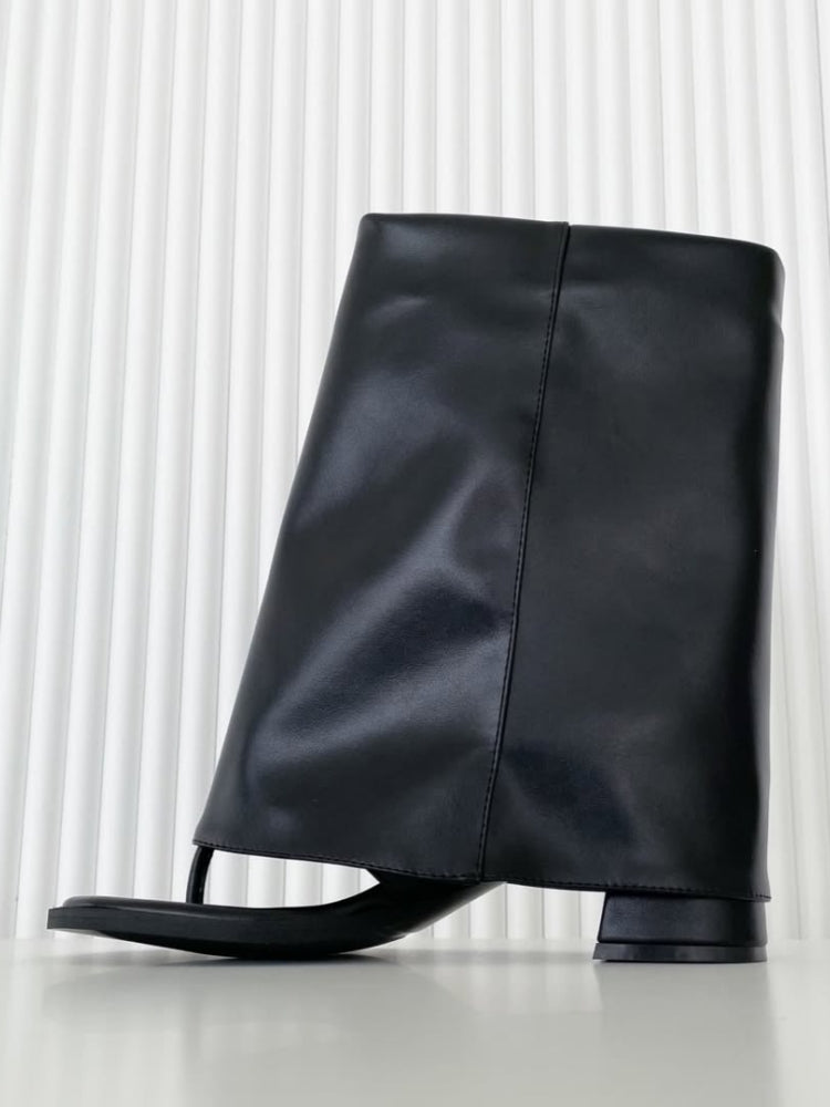 Black Open-Toe Flat Sandals