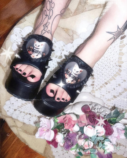 Black Open-toe Embroidered Cat Patch Sandals