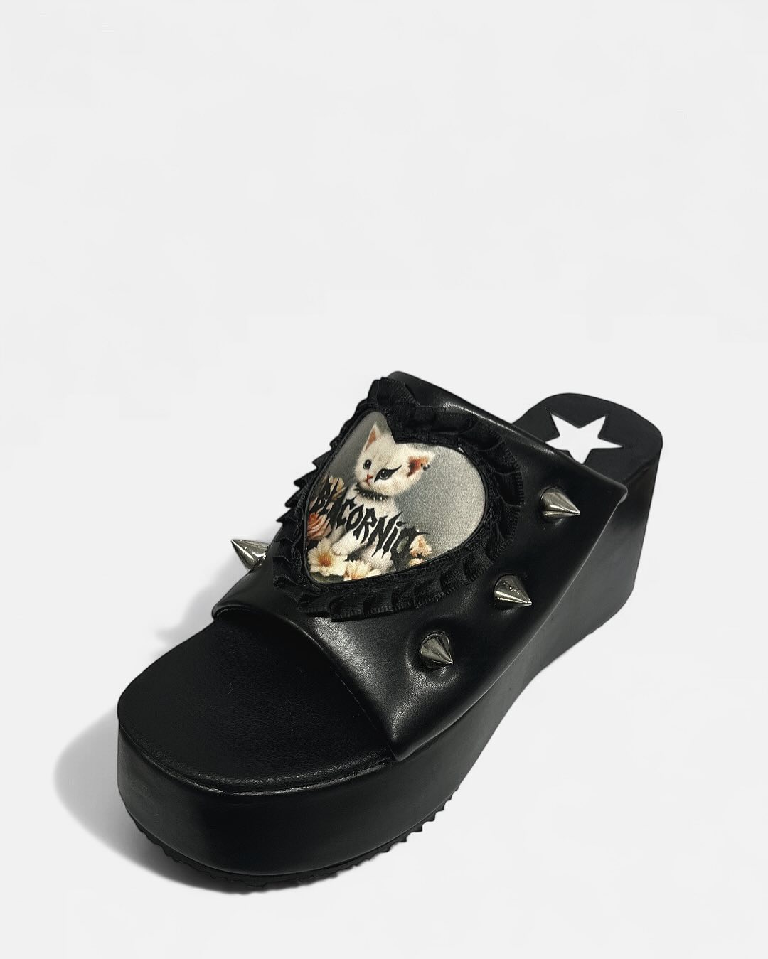 Black Open-toe Embroidered Cat Patch Sandals