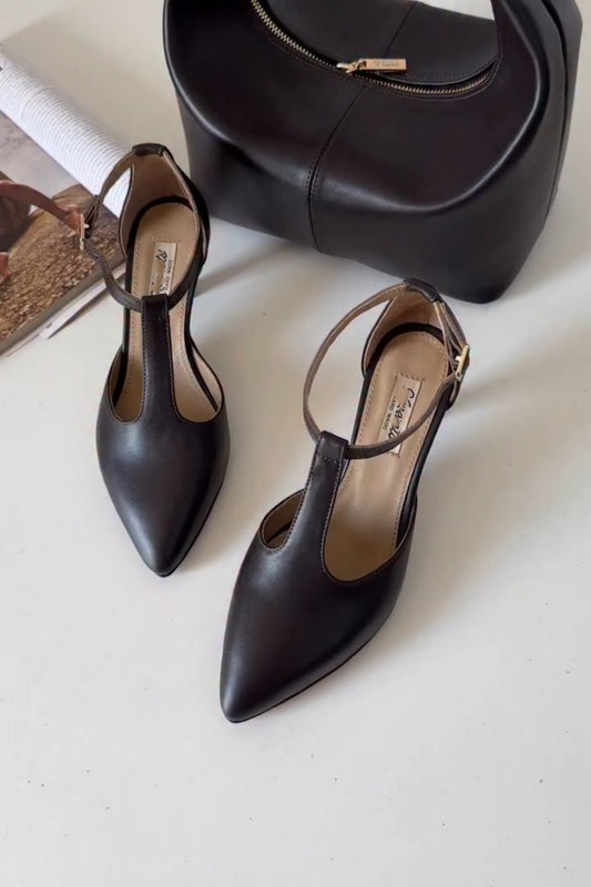 Black Leather Slingback Pointed-Toe Pumps