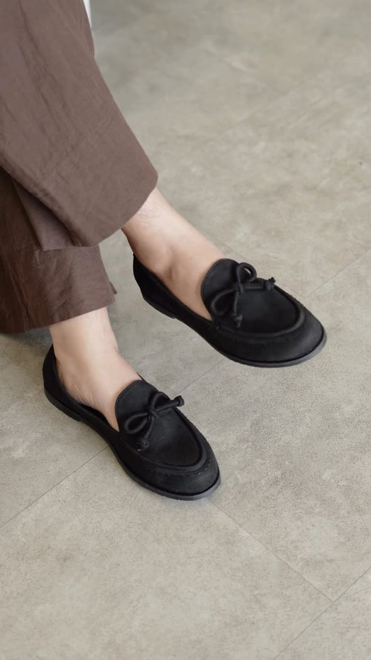 Suede Moccasin-Loafers With Bow Details
