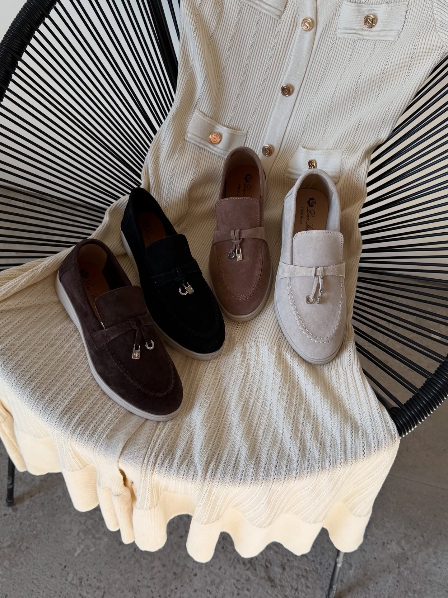 Multi-Color Loafers Circle Set