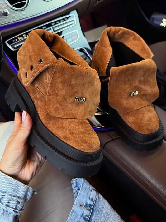 Suede Lug-Soled Chelsea Boots