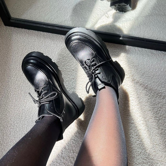 Black Platform Combat Boots With Laces