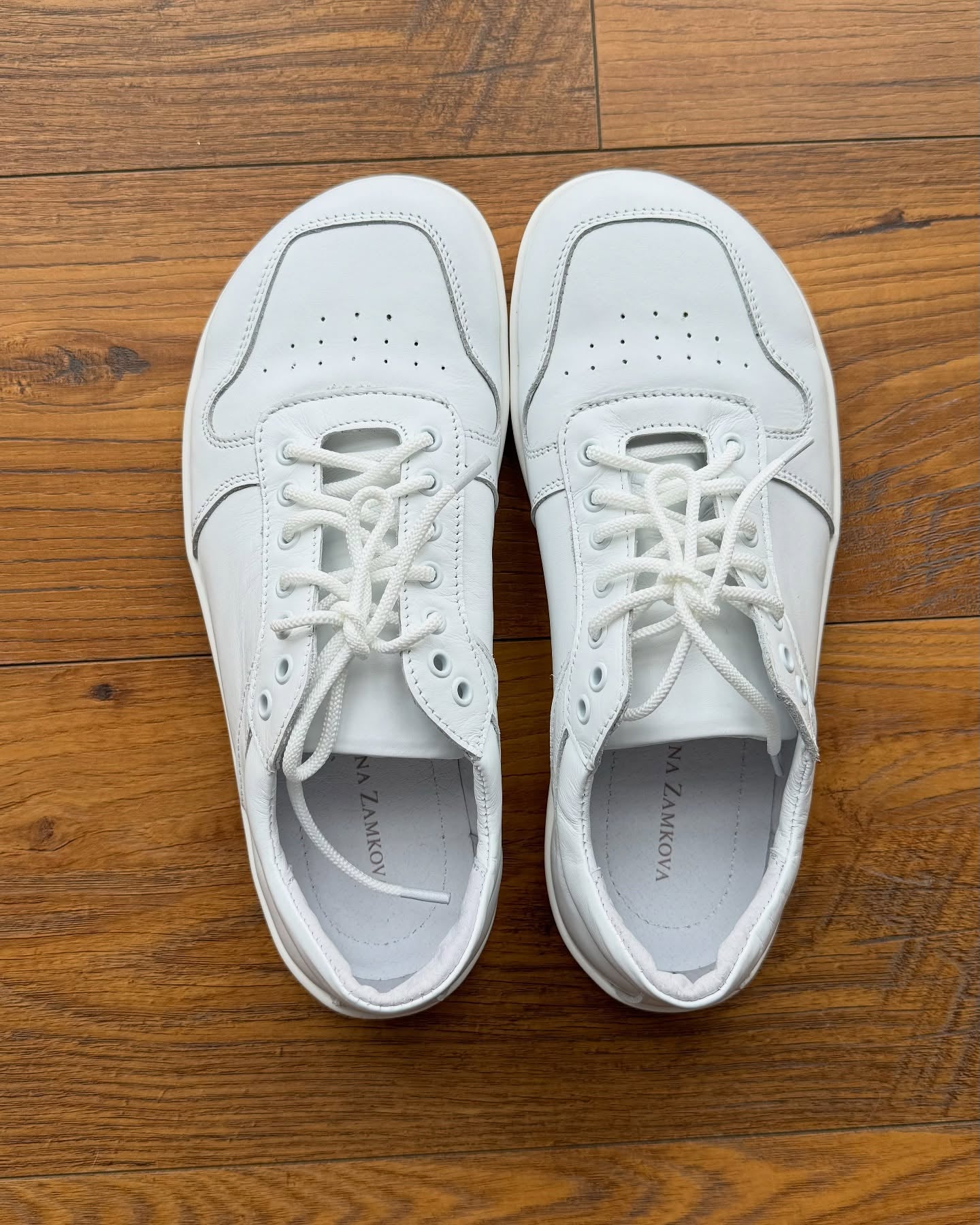 Tone Lace-Up Platform Shoes