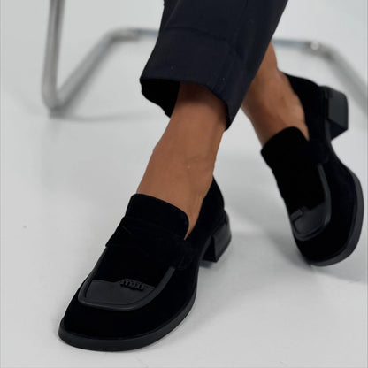 Square-toe Low-heel Loafers