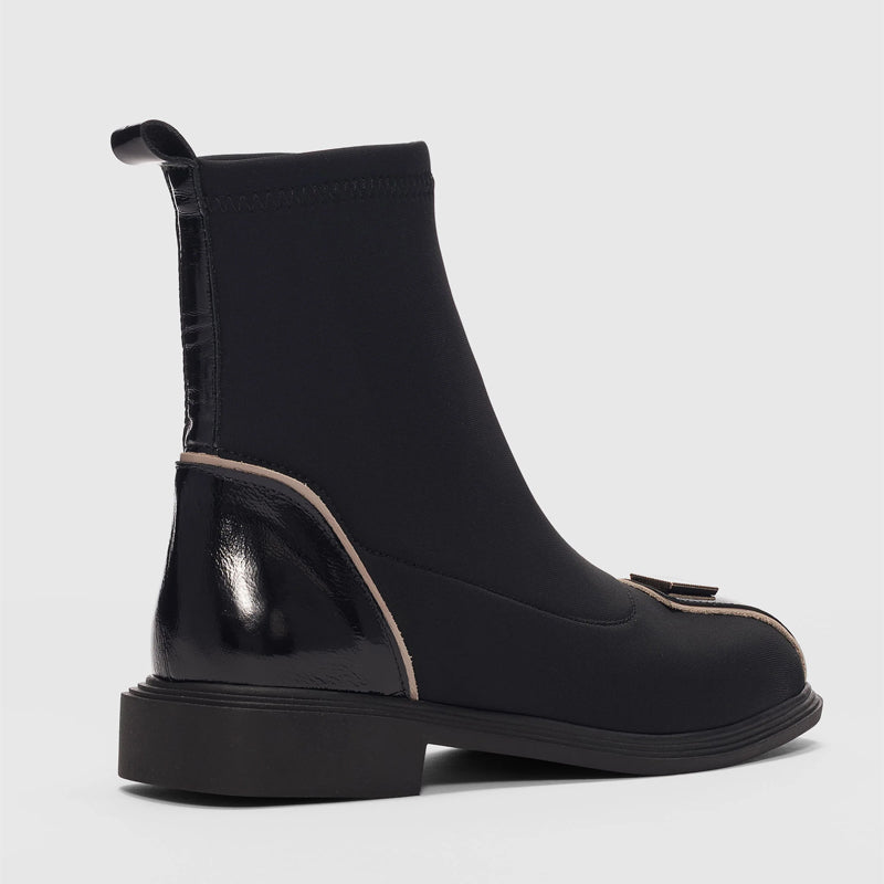 Square-shaped Accessory Details Women's Elastic Boots