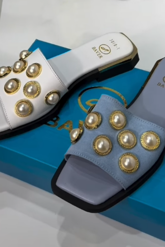 Pearl-studded Flat Sandals